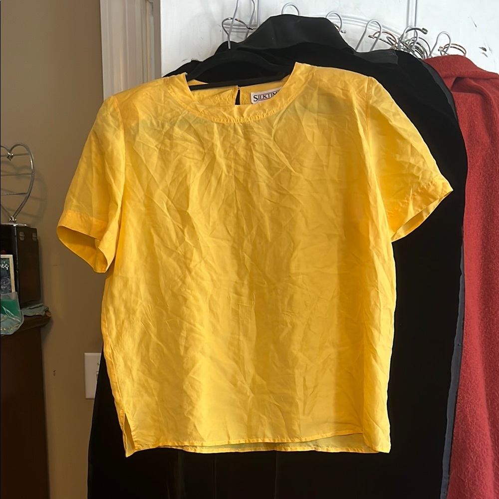 Silk Yellow Short Sleeve Top